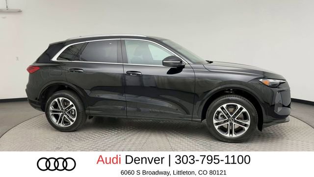 Used 2025 Audi Q5 Premium w/ Convenience Package image 9