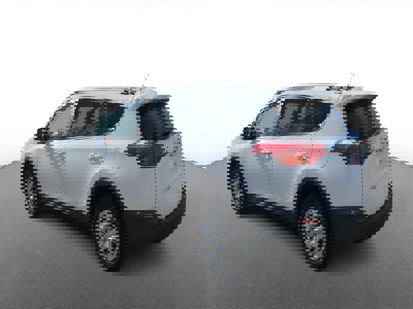 Used 2015 Toyota RAV4 LE image 6