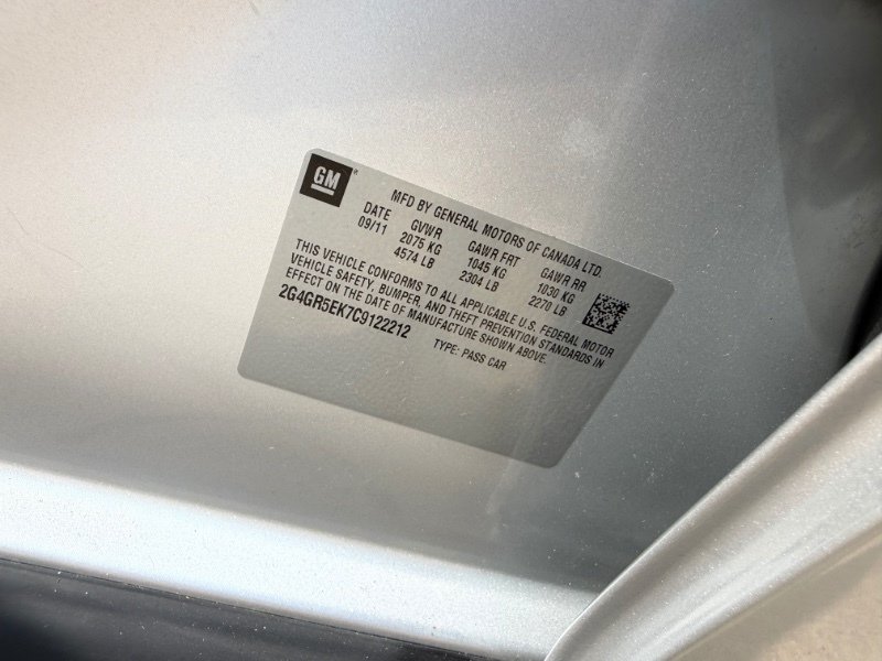 Used 2012 Buick Regal Leather FWD image 9