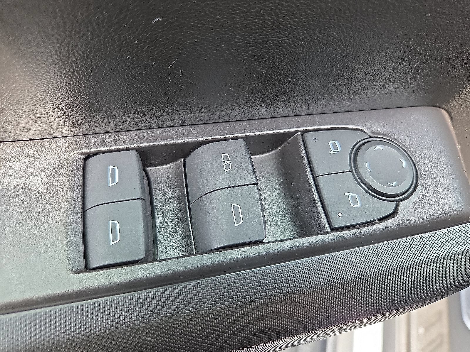Certified 2024 Chevrolet Colorado Trail Boss w/ Advanced Trailering Package AWD/4WD image 22