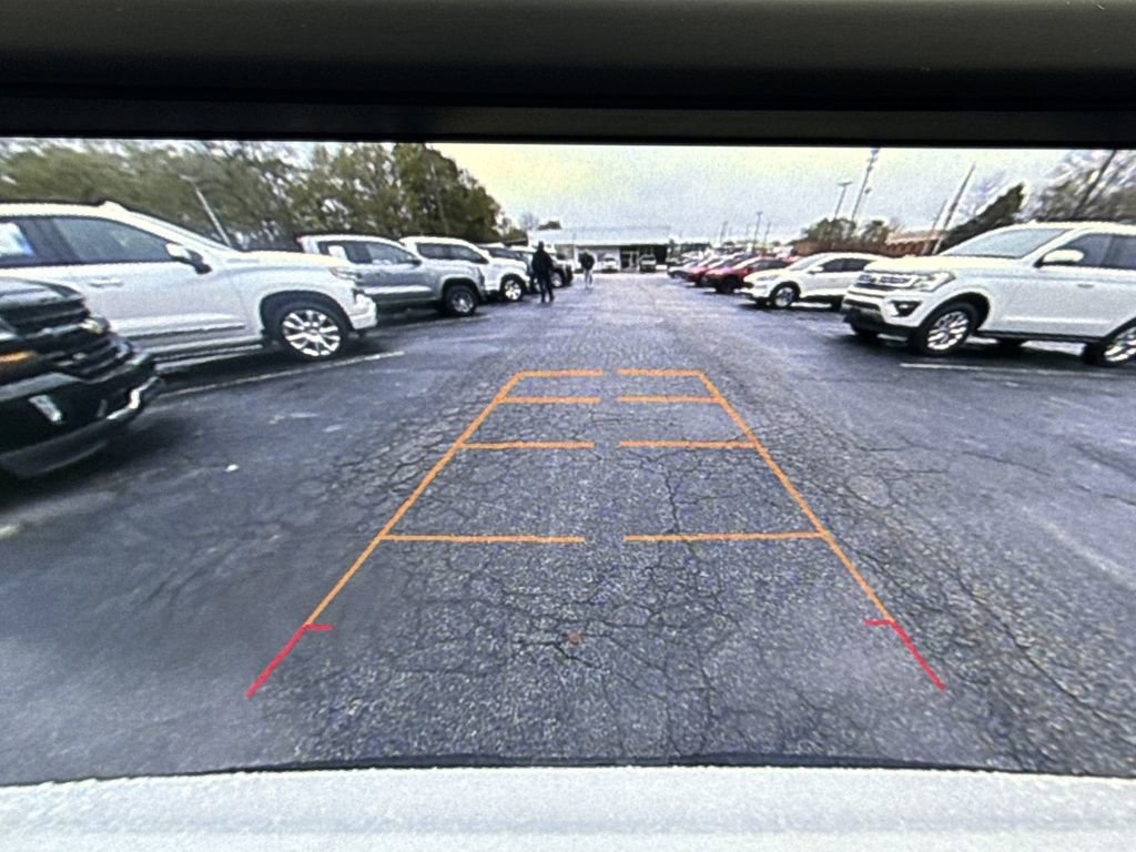 Used 2023 GMC Acadia AT4 image 30