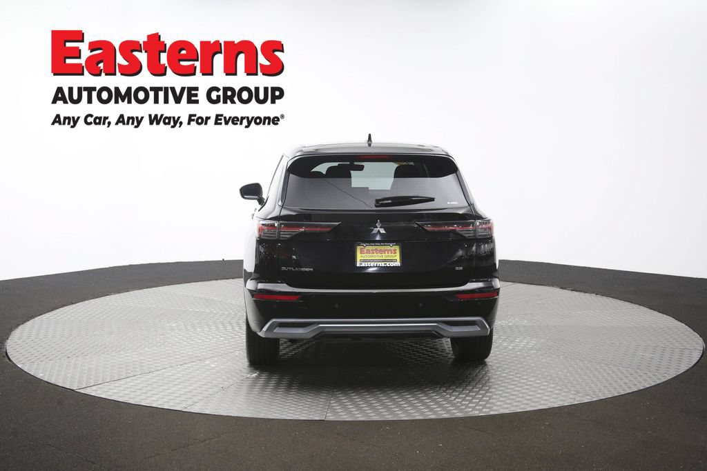 Used 2025 Mitsubishi Outlander SE AWD/4WD image 38
