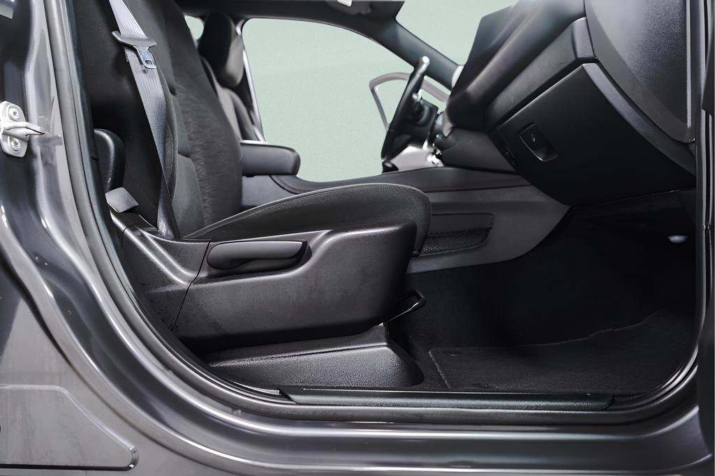 Used 2024 Dodge Durango GT image 38