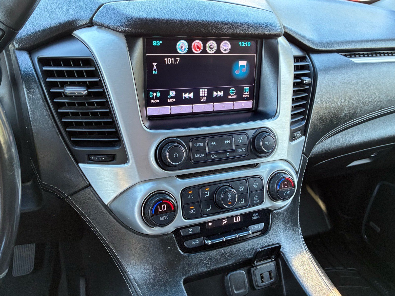 Used 2018 GMC Yukon SLE w/ Convenience Package RWD image 16