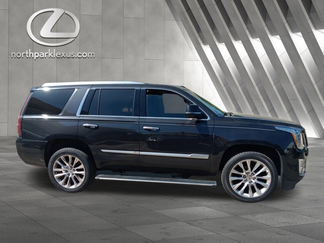 Used 2019 Cadillac Escalade Premium Luxury image 4