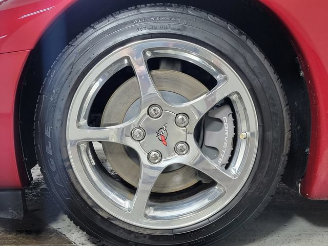 Used 2001 Chevrolet Corvette Coupe RWD image 10