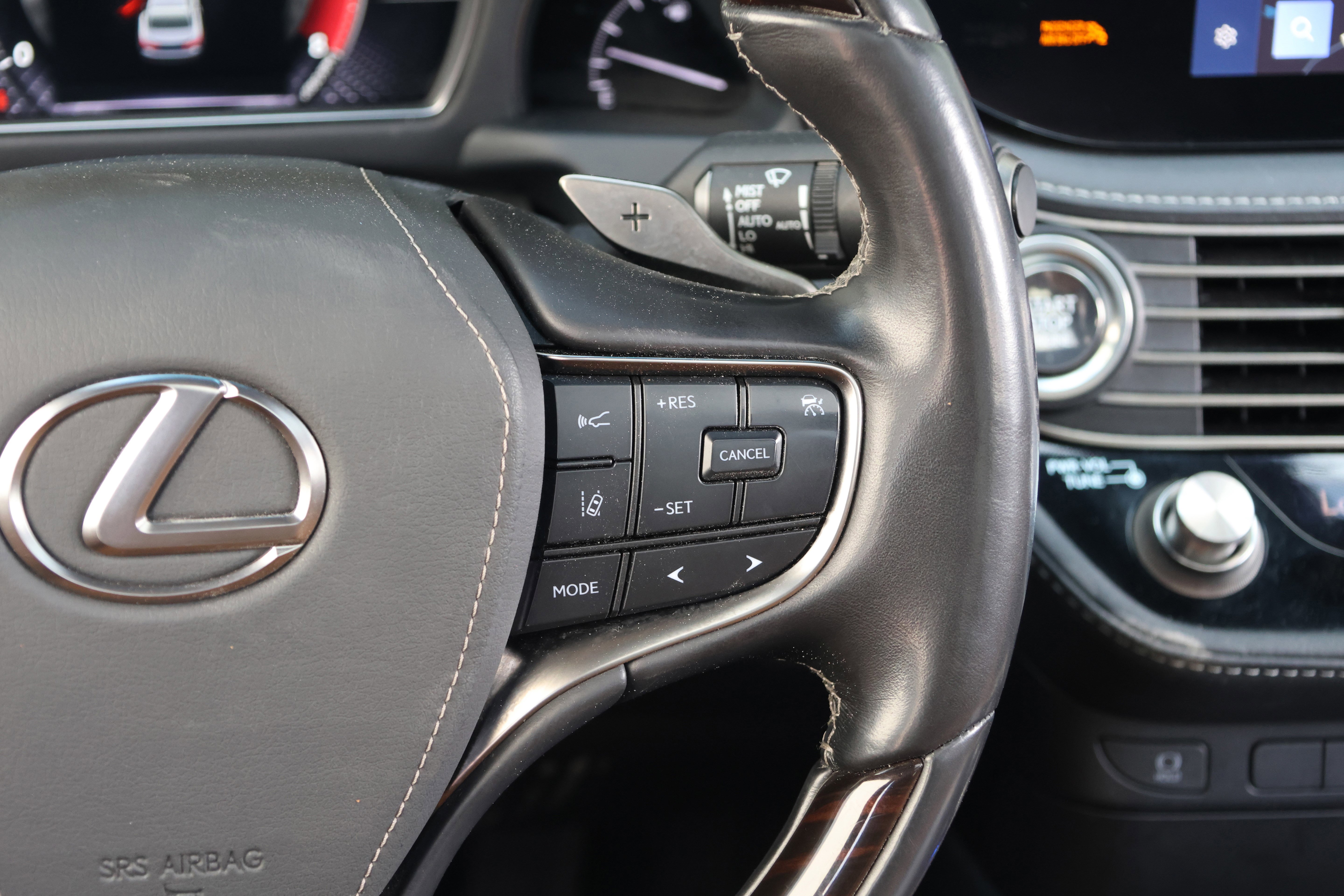 Certified 2023 Lexus LS 500 AWD w/ Interior Upgrade Package image 20