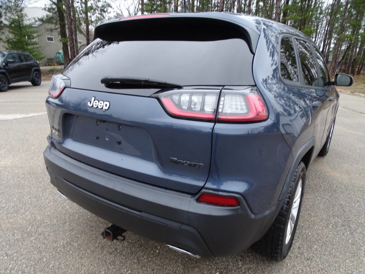 Used 2021 Jeep Cherokee Sport w/ Popular Appearance Group image 8