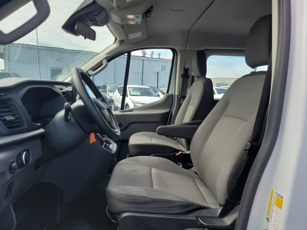 Used 2024 Ford Transit 350 XLT RWD image 19