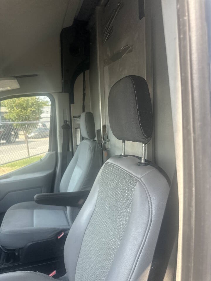 Used 2019 Ford Transit 250 148 High Roof Extended RWD image 7