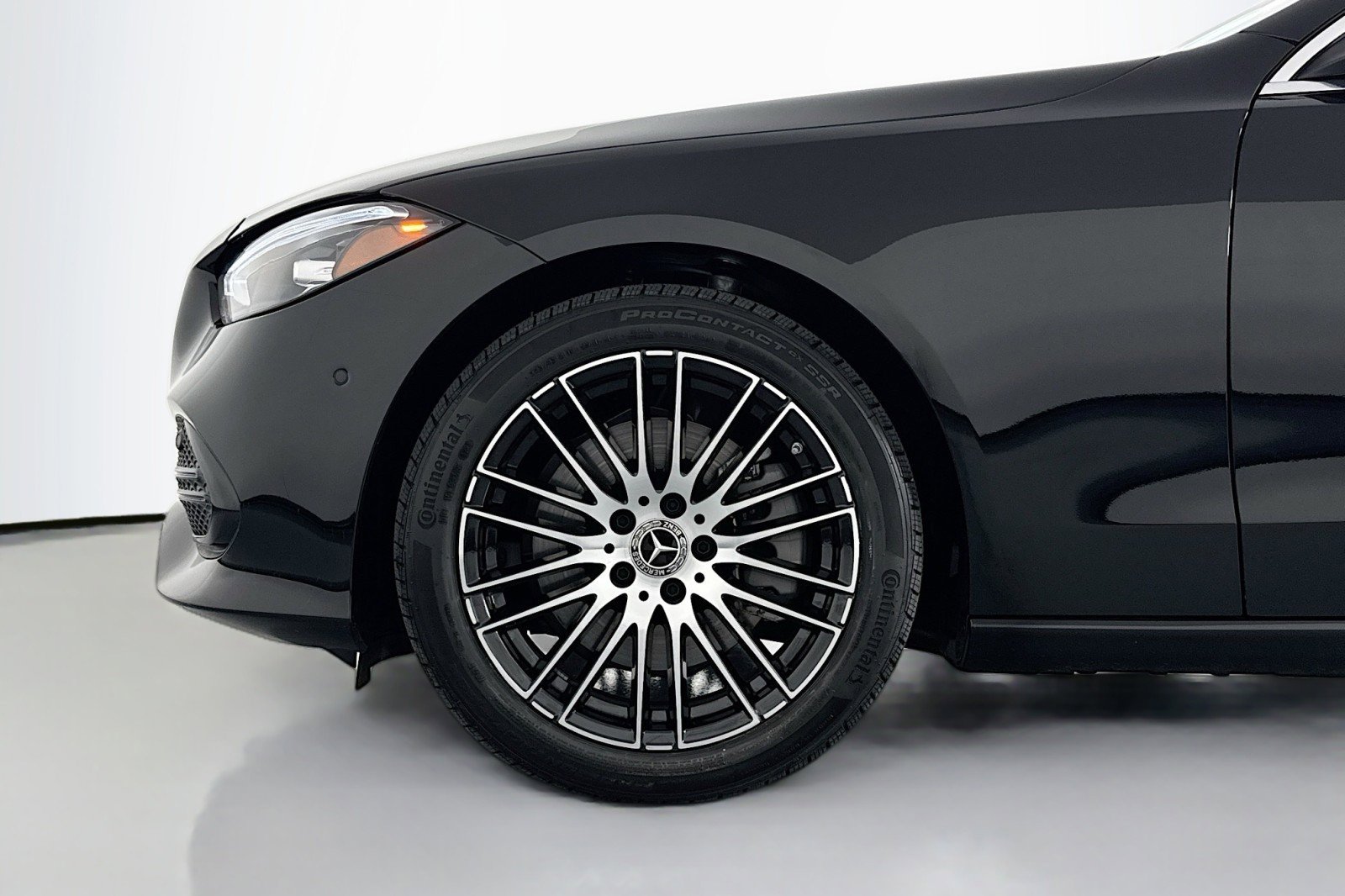 Certified 2025 Mercedes-Benz C 300 Sedan image 10