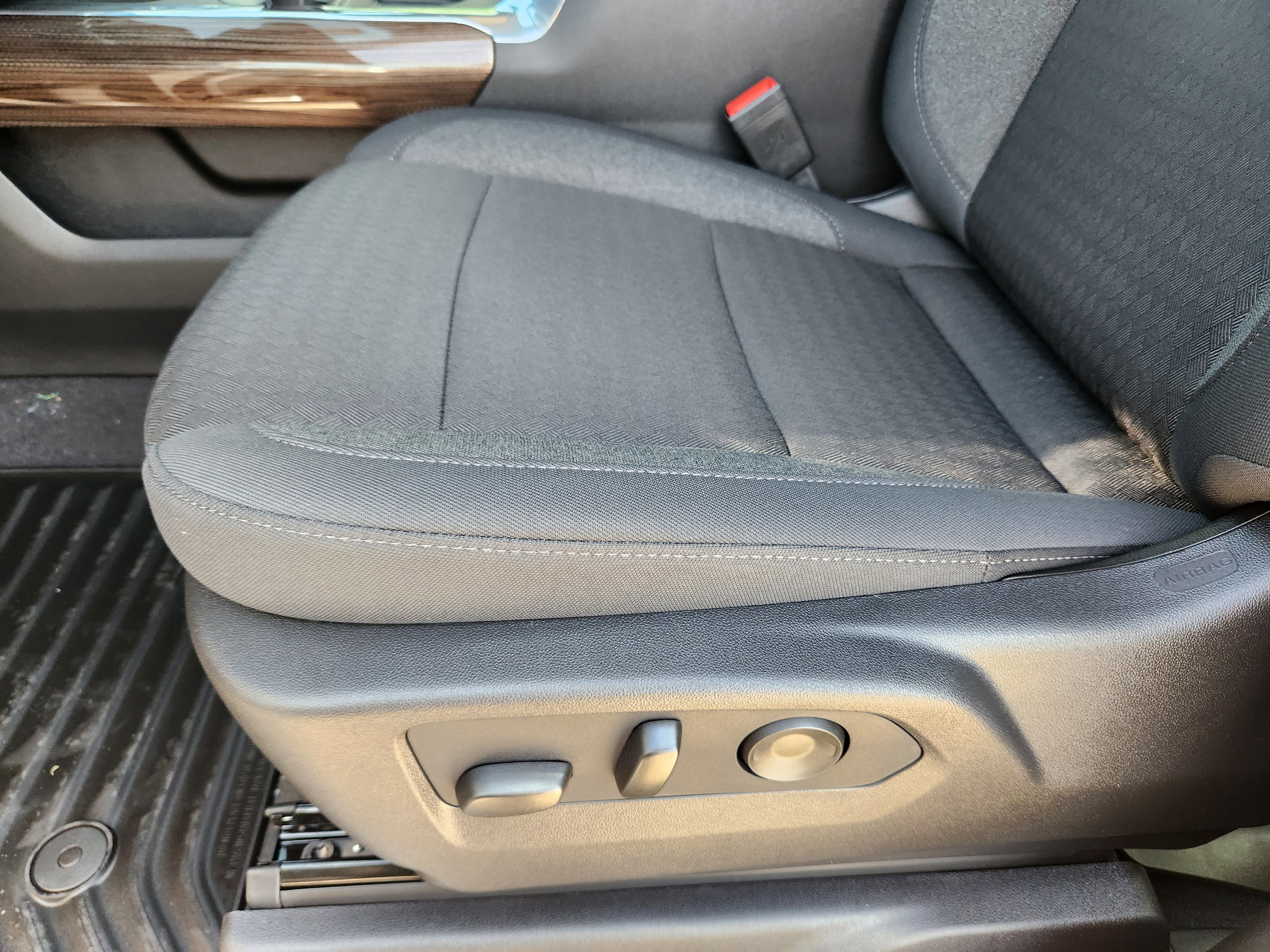 New 2026 Chevrolet Silverado 1500 RST w/ Texas Edition Plus image 19