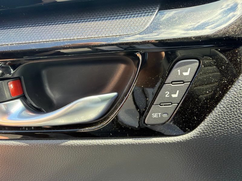 Used 2025 Honda CR-V Sport Touring image 15