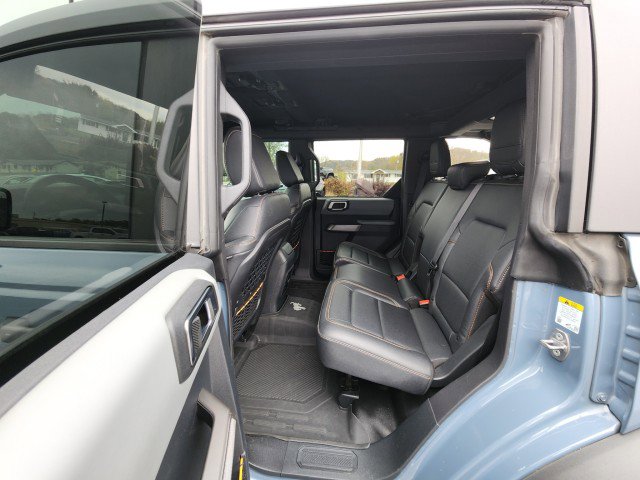 Used 2023 Ford Bronco Badlands image 23