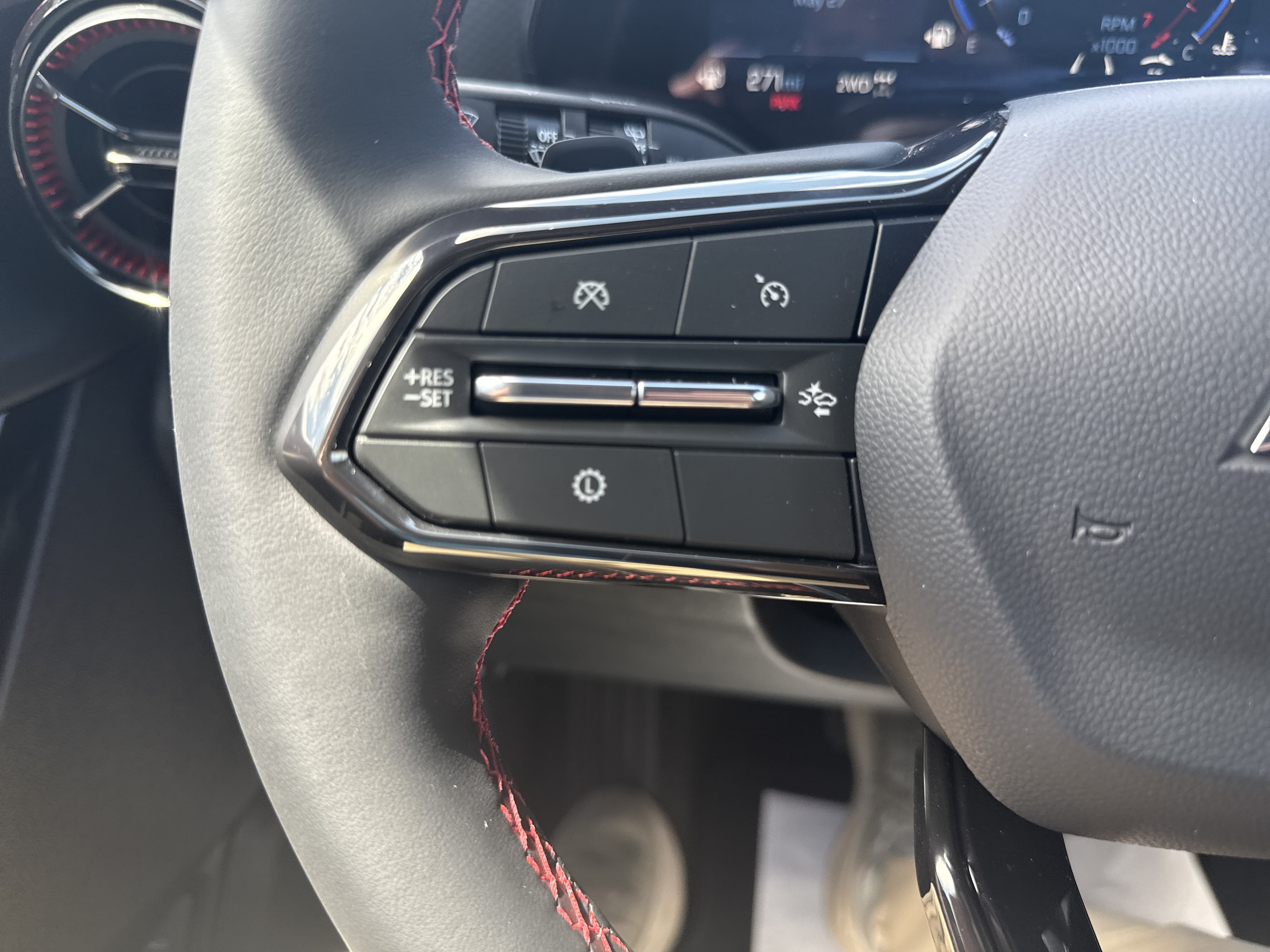 New 2026 Chevrolet Equinox RS w/ Safety and Technology Package AWD/4WD image 18