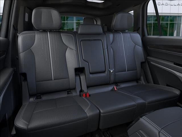New 2026 Cadillac Vistiq Luxury image 17