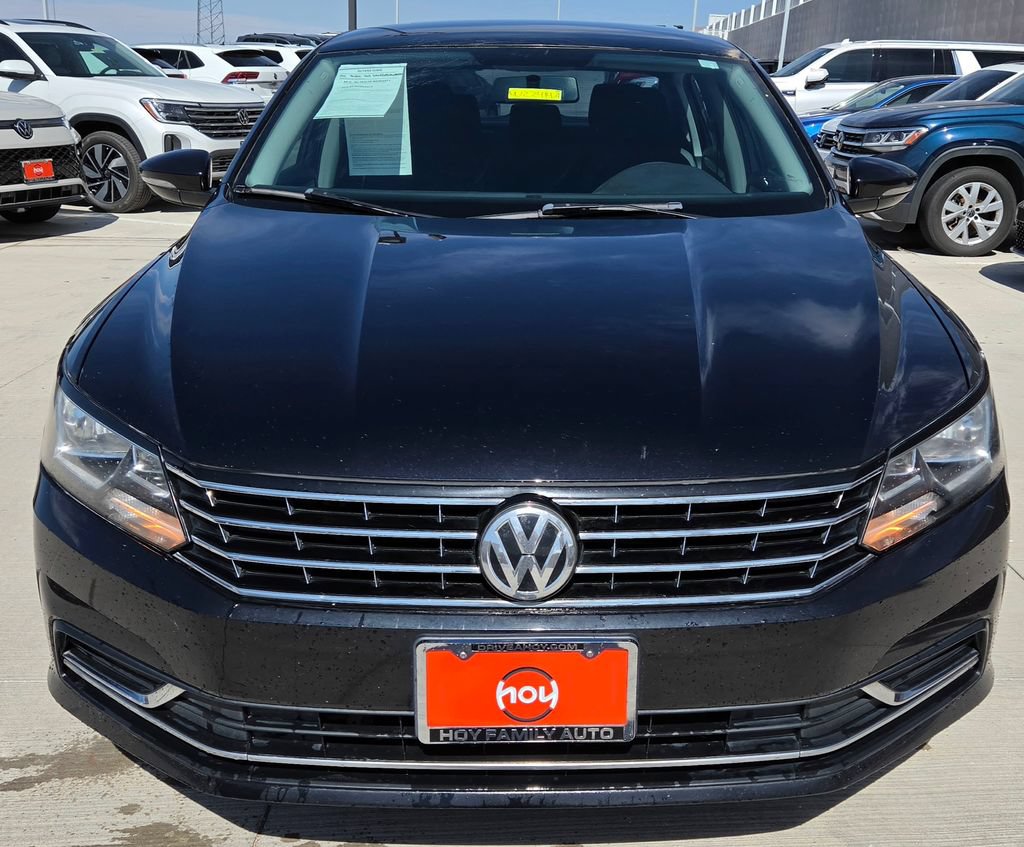 Used 2017 Volkswagen Passat 1.8T S FWD image 4