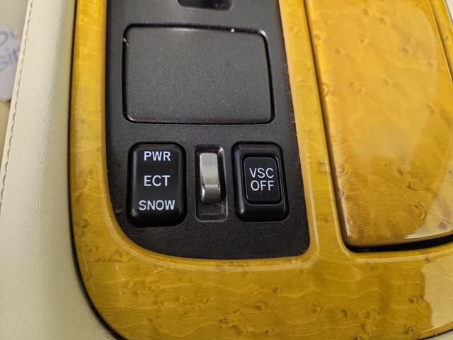 Used 2003 Lexus SC 430 Convertible RWD image 24