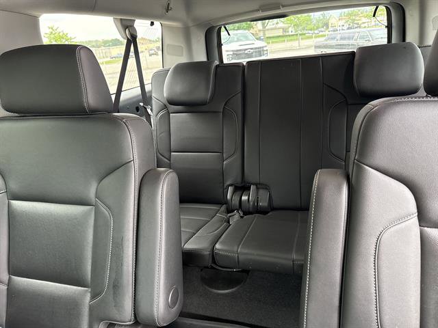 Used 2020 Chevrolet Suburban LT w/ Luxury Package AWD/4WD image 26