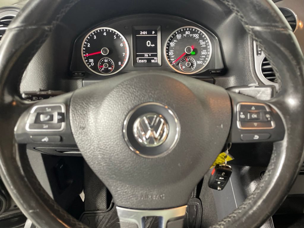 Used 2015 Volkswagen Tiguan S AWD/4WD image 14