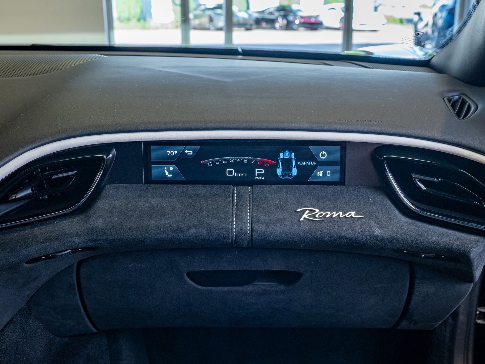 Used 2022 Ferrari Roma image 18