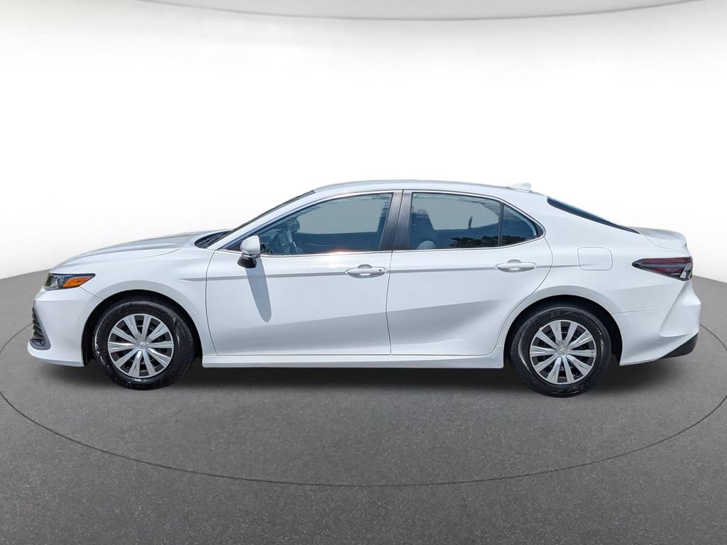 Used 2023 Toyota Camry LE FWD image 3