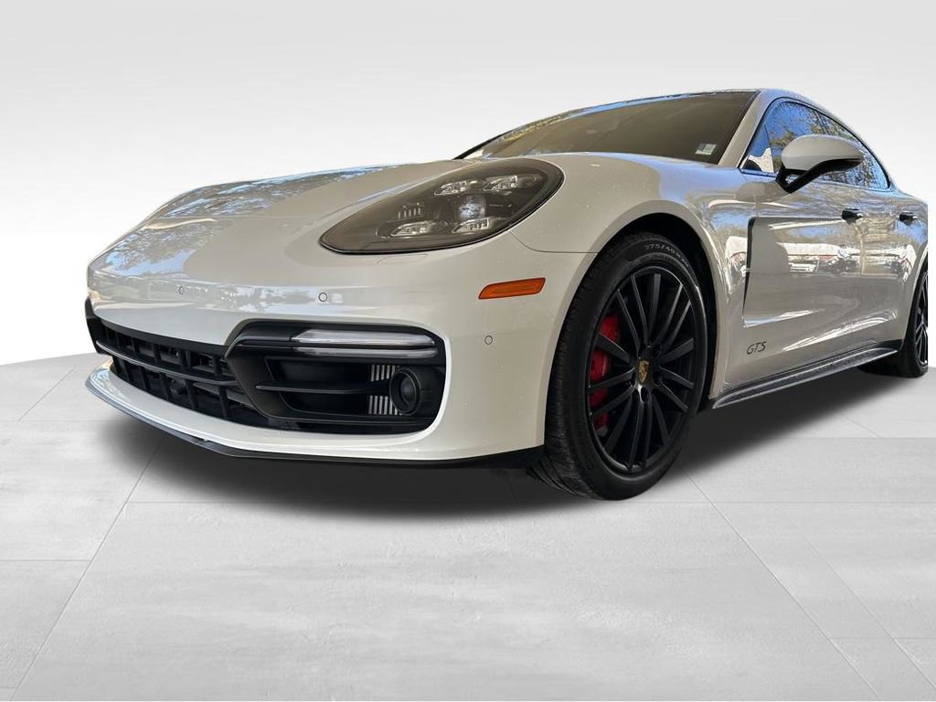 Used 2020 Porsche Panamera GTS image 15