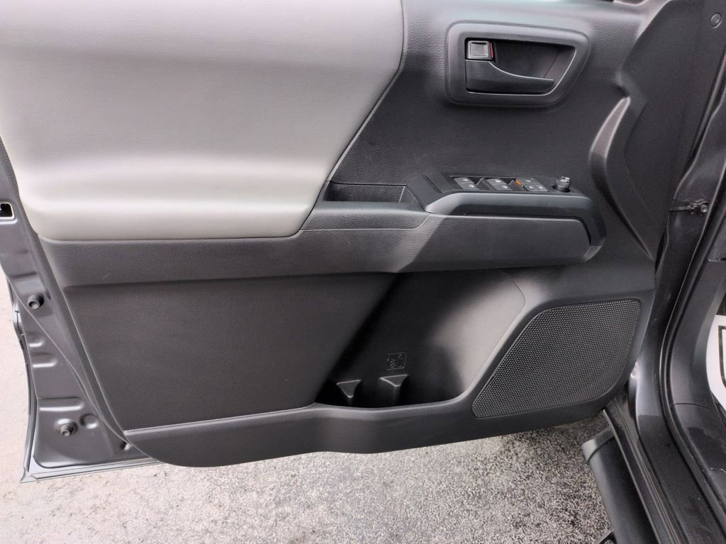Used 2023 Toyota Tacoma SR image 10
