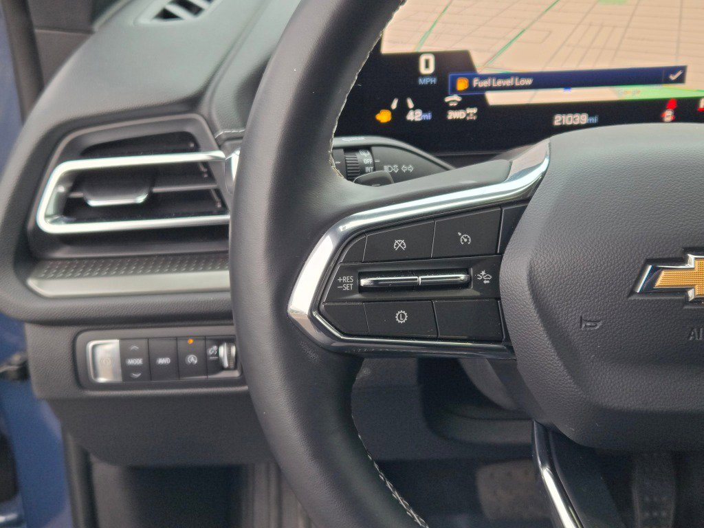 Certified 2025 Chevrolet Traverse LT image 28