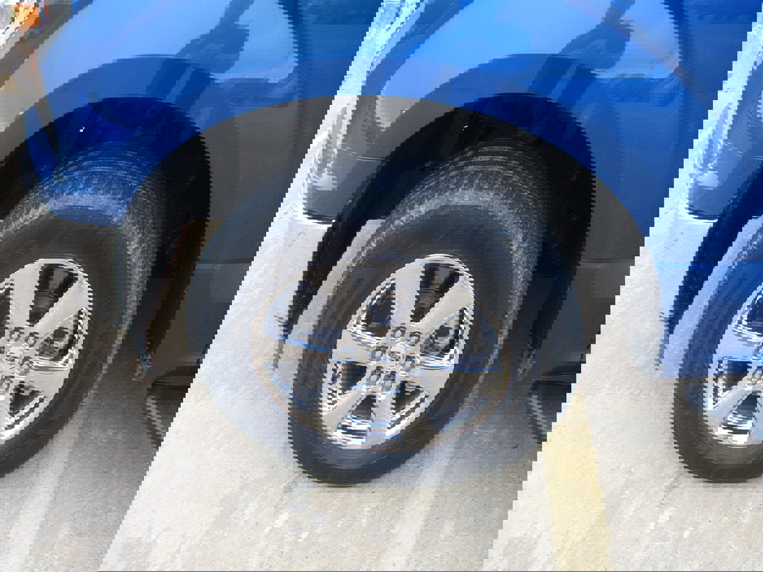 Used 2018 Ford F150 XLT w/ Equipment Group 302A Luxury image 3