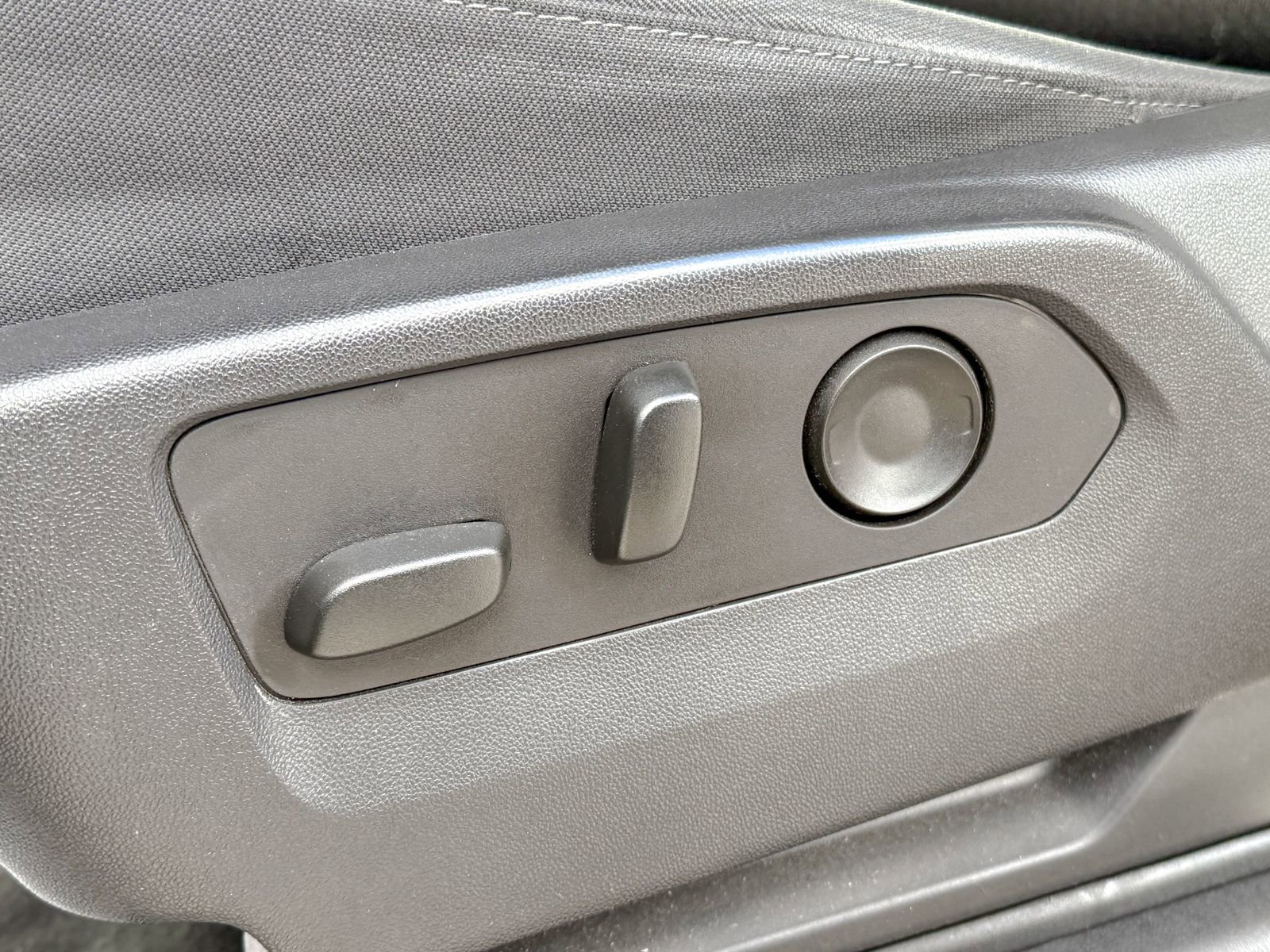 Used 2023 Chevrolet Silverado 1500 Custom Trail Boss image 16