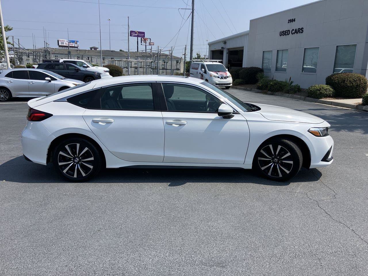 Used 2024 Honda Civic EX-L image 6