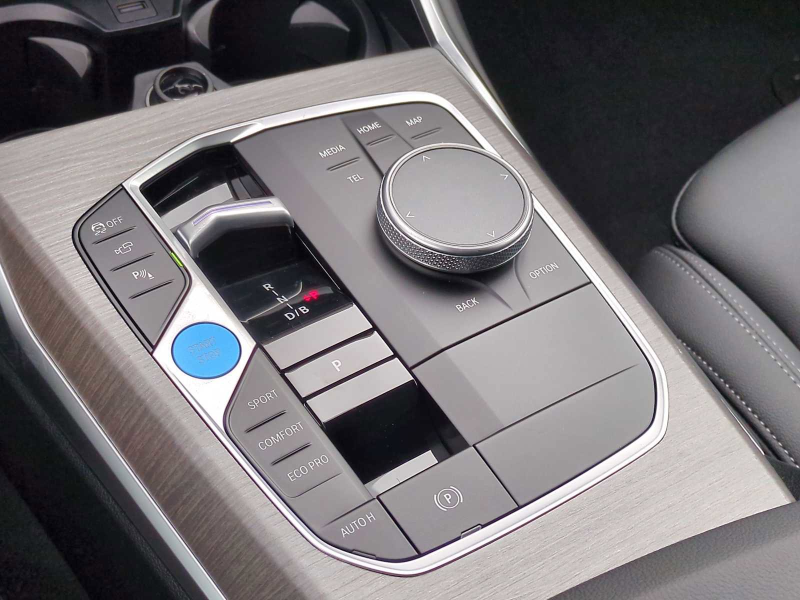 Used 2025 BMW i4 xDrive40i w/ Premium Package image 35