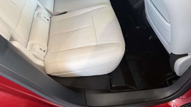 Certified 2024 Cadillac Lyriq Sport w/ LPO, Floor Liner Package AWD/4WD image 23