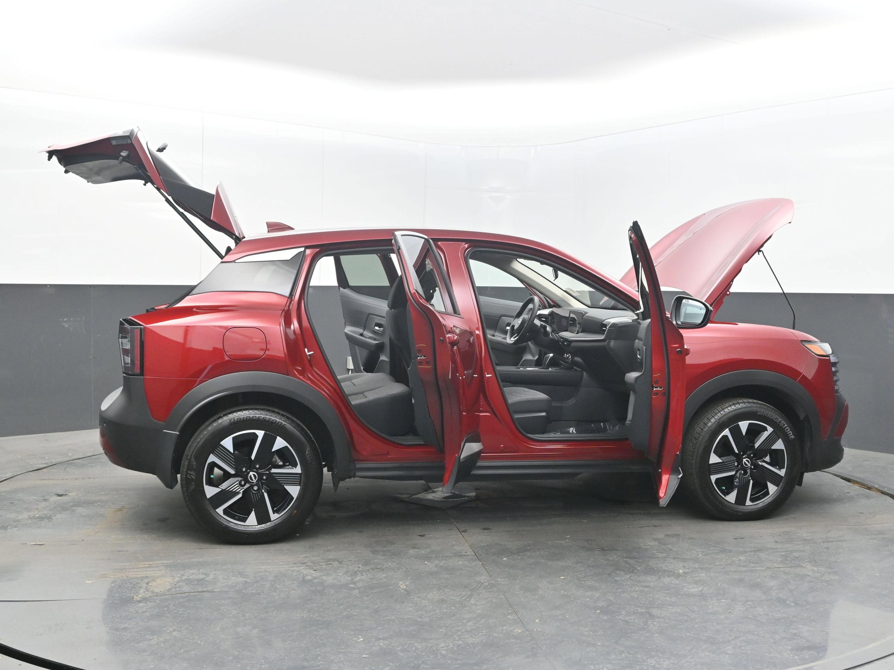 Certified 2025 Nissan Kicks SV image 45