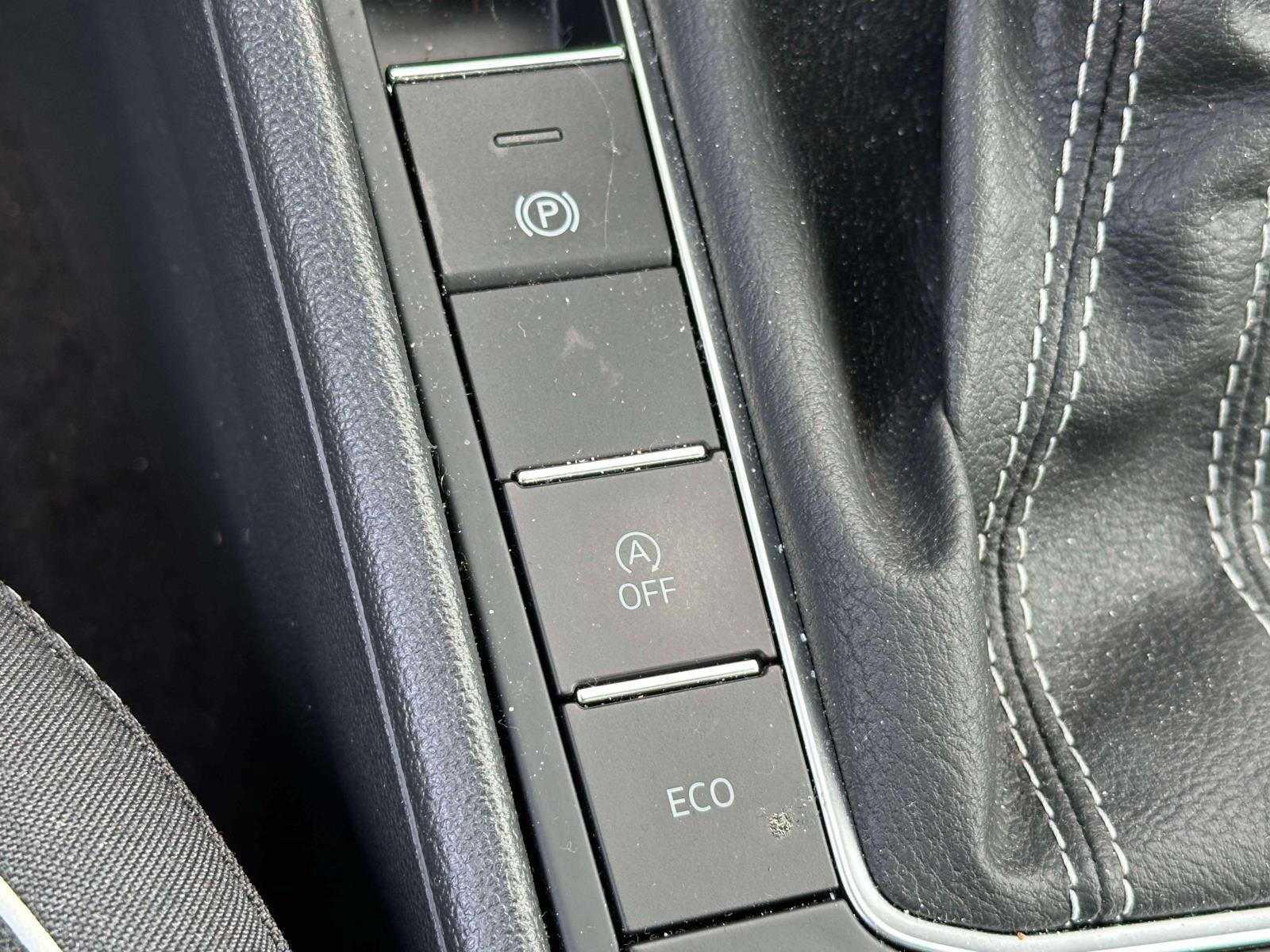 Certified 2023 Volkswagen Jetta Sport image 26