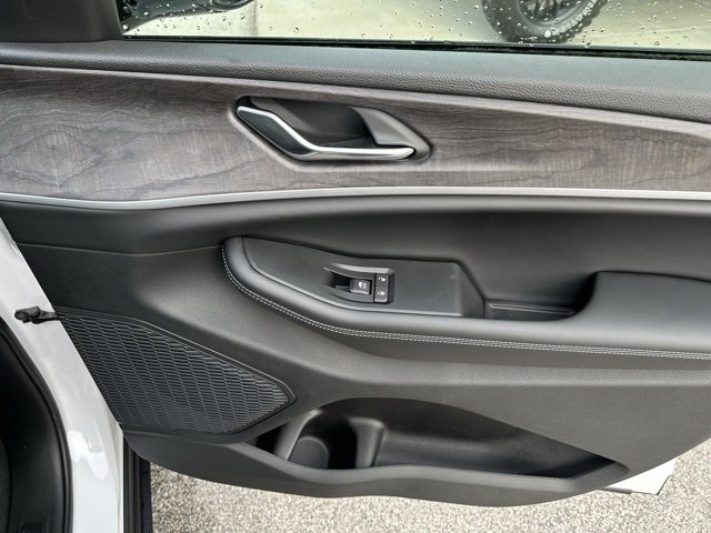 New 2026 Chrysler Pacifica Select image 12