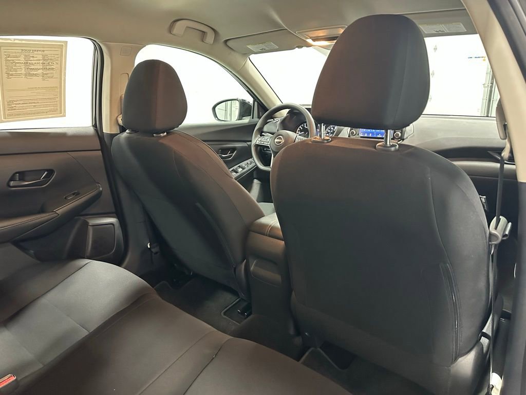 Used 2025 Nissan Sentra S w/ Lighting Package image 48