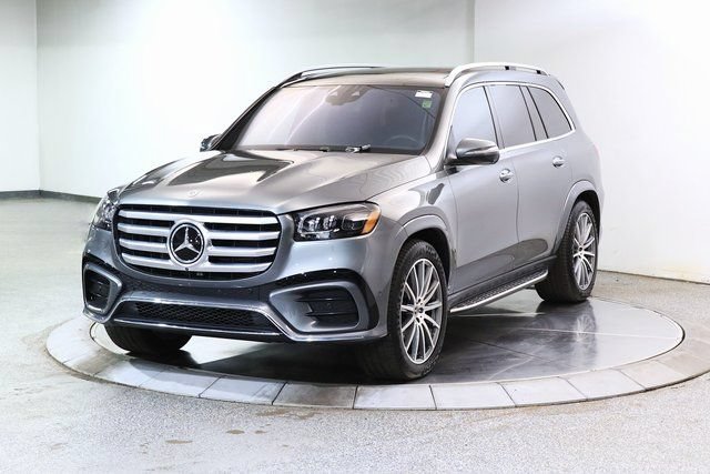 Used 2024 Mercedes-Benz GLS 580 4MATIC image 15