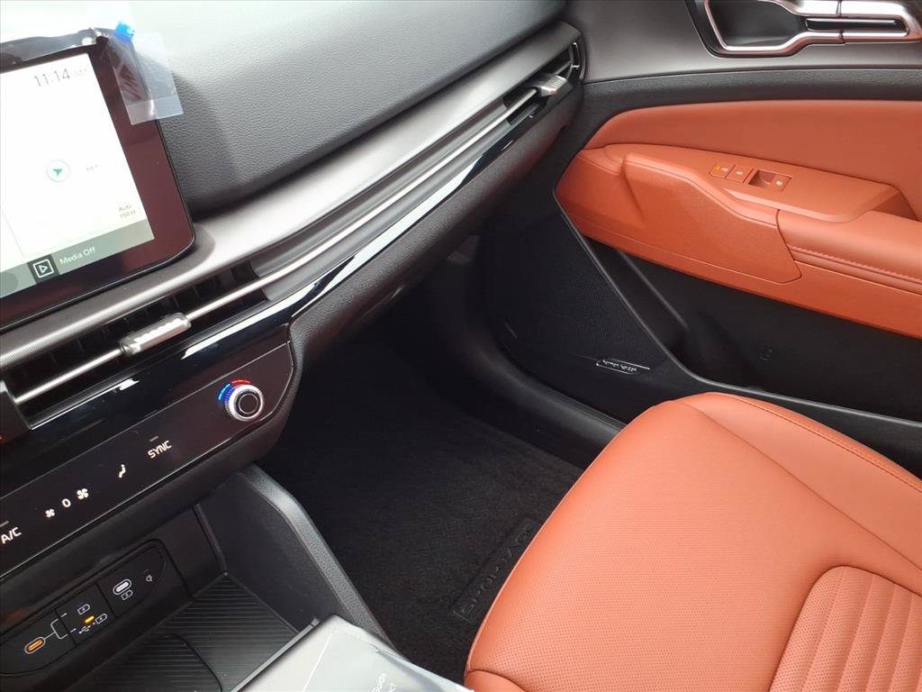 New 2026 Kia Sportage SX FWD image 26
