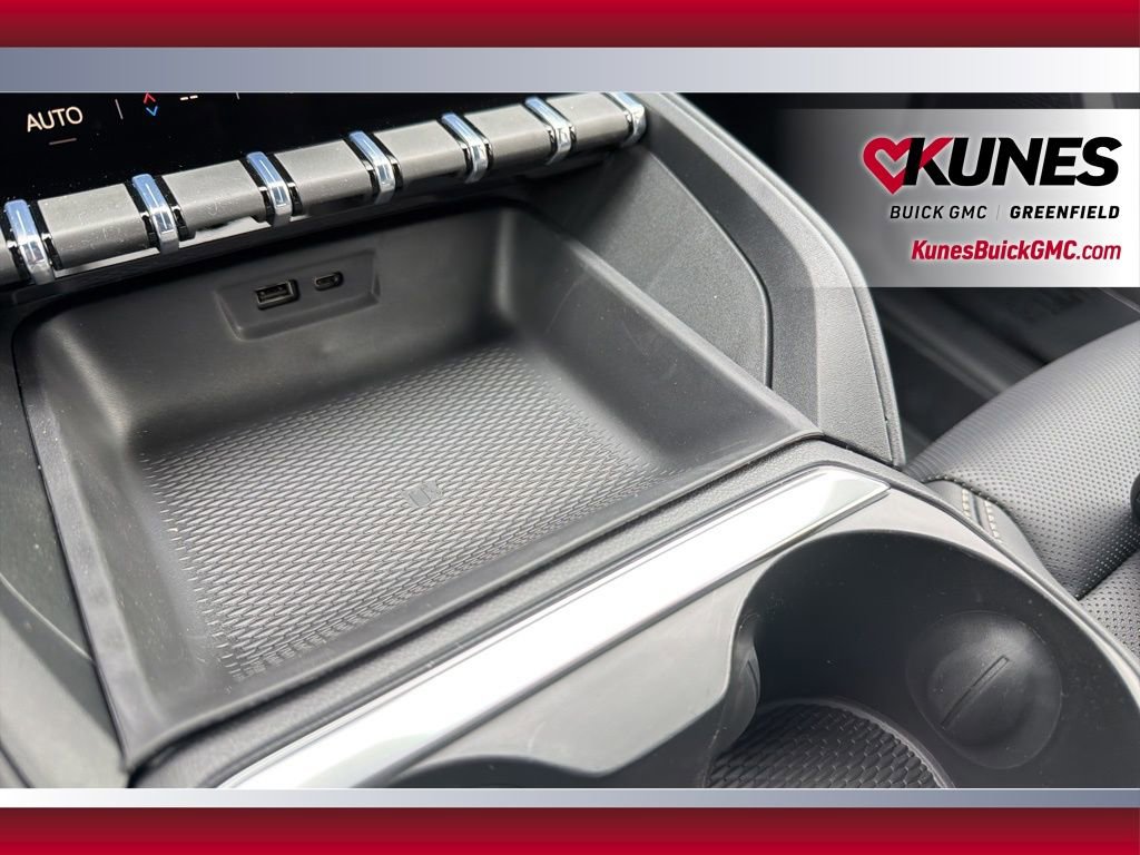 New 2026 GMC Terrain Elevation w/ Elevation Premium Package image 32