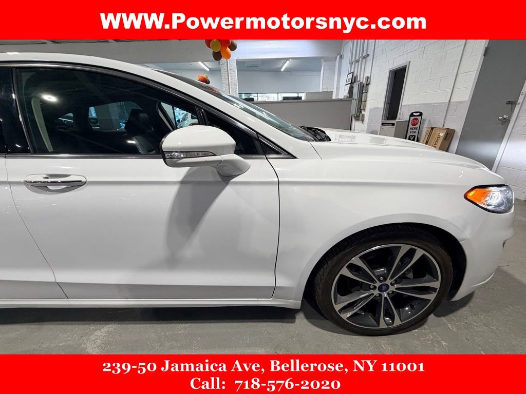 Used 2020 Ford Fusion Titanium image 10