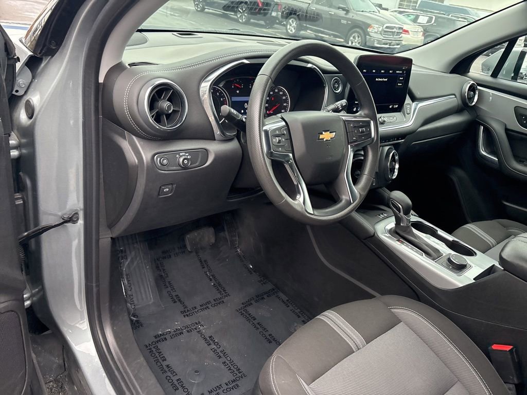 Used 2024 Chevrolet Blazer LT w/ Convenience Package image 27