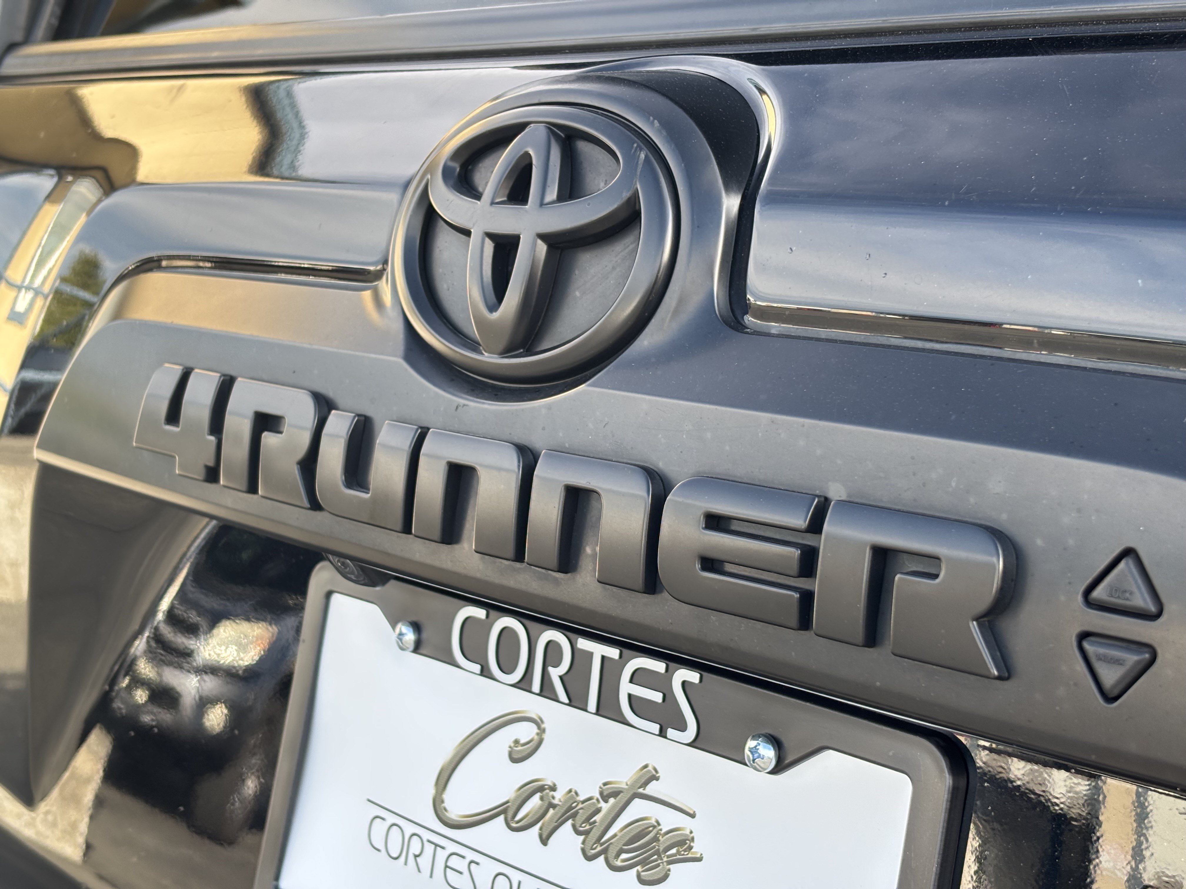 Used 2022 Toyota 4Runner TRD Pro AWD/4WD image 10