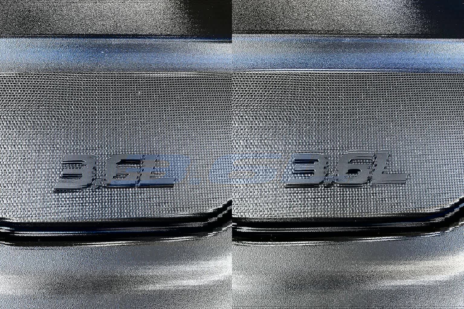 Used 2024 Chrysler Pacifica Touring-L image 32