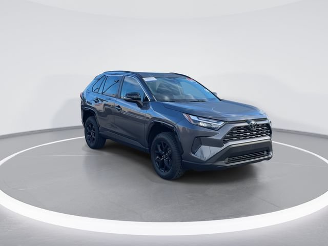 Used 2022 Toyota RAV4 XLE w/ Convenience Package FWD video 1