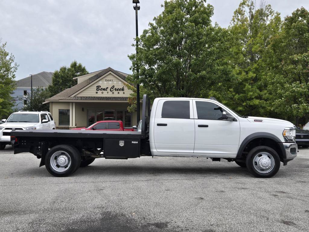 Used 2021 RAM 5500 Tradesman w/ Chrome Appearance Group AWD/4WD image 6