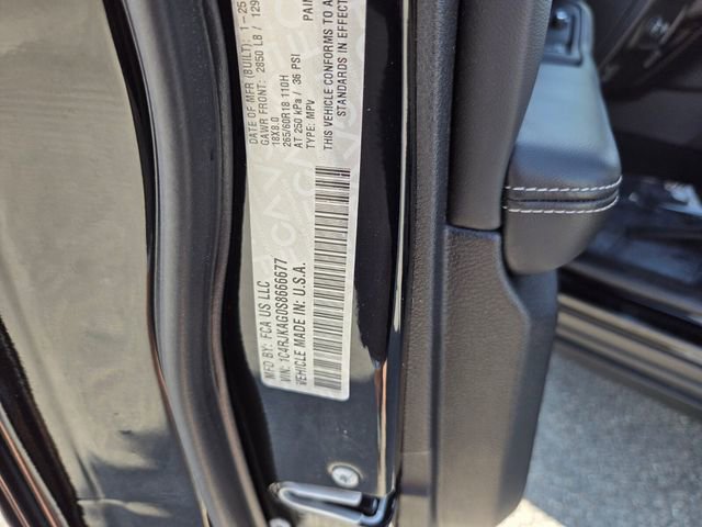 Used 2025 Jeep Grand Cherokee L Altitude AWD/4WD image 18