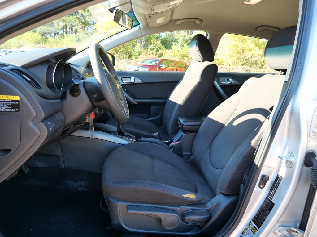Used 2013 Kia Forte EX FWD image 21