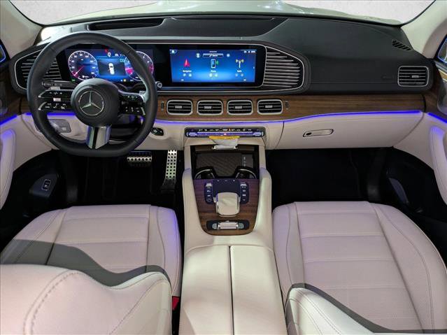 New 2026 Mercedes-Benz GLS 580 4MATIC image 16